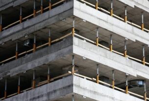 Beton konstrukcyjny - rewolucja w nowoczesnym budownictwie i klucz do trwałości przyszłościowych konstrukcji
